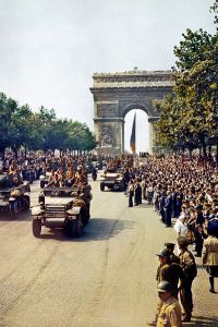 763Px  Crowds Of  French Patriots Line The  Champs  Elysees Edit2